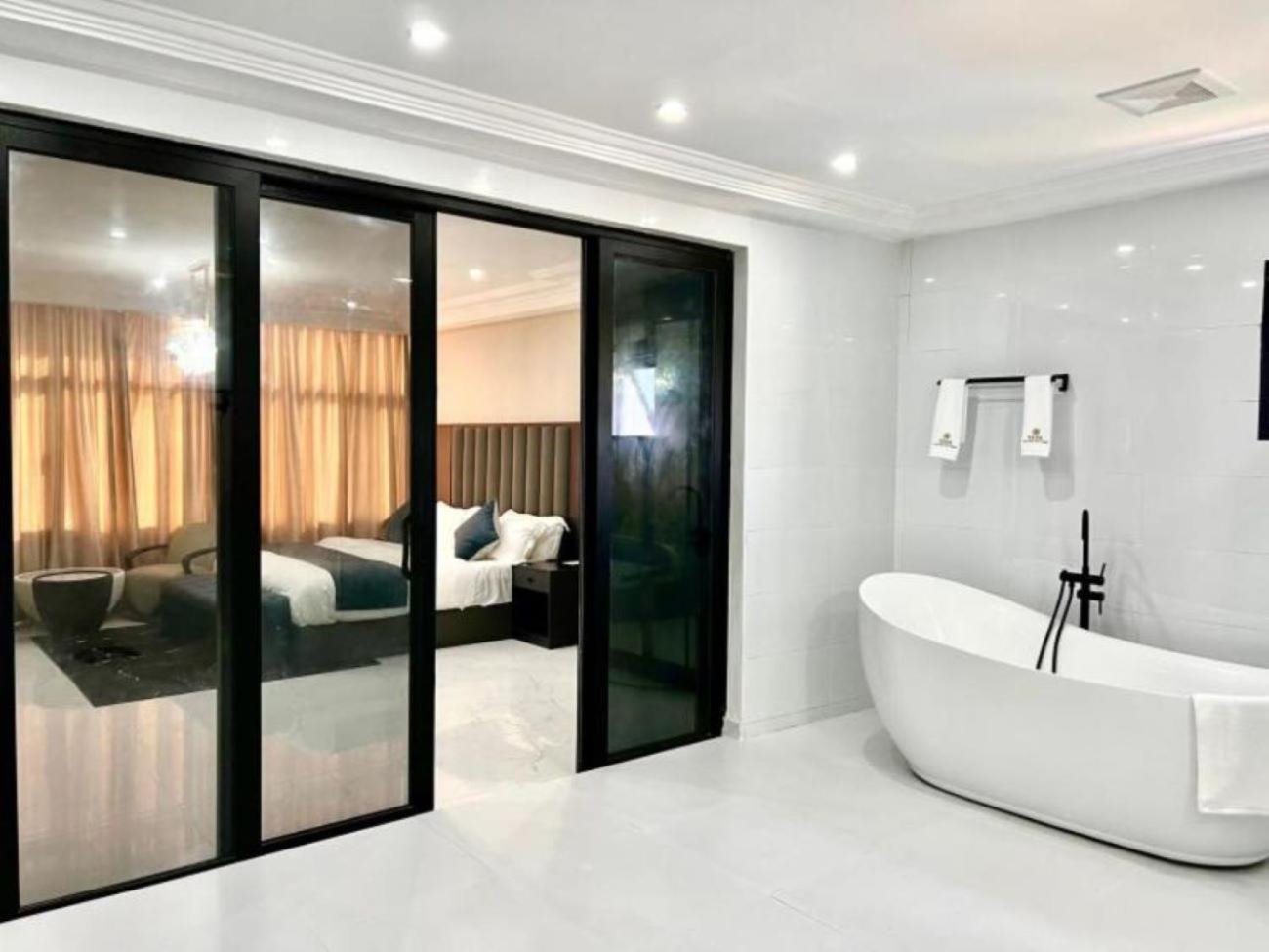 Lifestyle Luxury Hotel And Residence Elwa 외부 사진